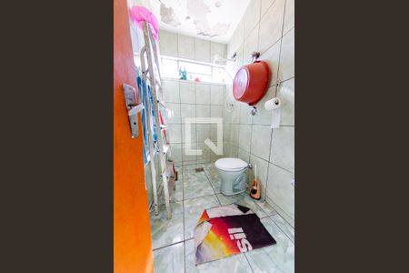 Casa à venda com 102m², 2 quartos e 1 vaga Casa à venda com 102m², 2 quartos e 1 vagaBanheiro 2