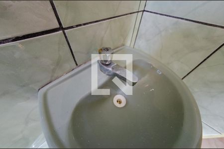 Casa à venda com 102m², 2 quartos e 1 vaga Casa à venda com 102m², 2 quartos e 1 vagaBanheiro 2