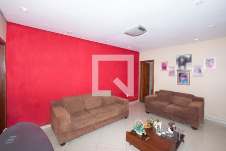 Sala de TV de casa à venda com 3 quartos, 360m² em Riacho das Pedras, Contagem