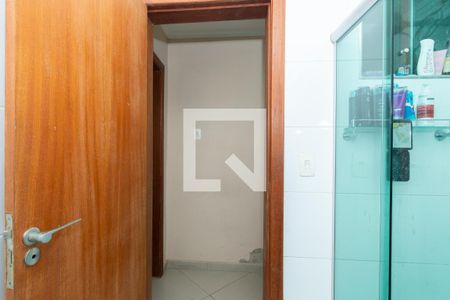 Casa à venda com 360m², 3 quartos e 3 vagas Casa à venda com 360m², 3 quartos e 3 vagasBanheiro da Suíte 2