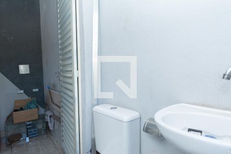 Casa à venda com 360m², 3 quartos e 3 vagas Casa à venda com 360m², 3 quartos e 3 vagasBanheiro de Serviço