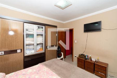 Casa à venda com 360m², 3 quartos e 3 vagas Casa à venda com 360m², 3 quartos e 3 vagasSuite 1