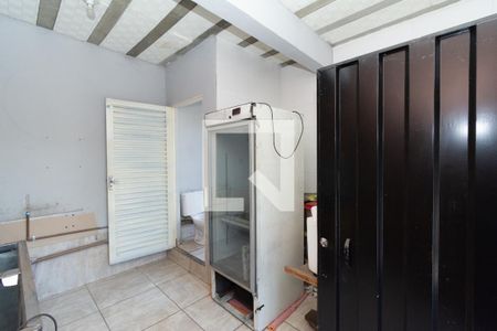 Casa à venda com 360m², 3 quartos e 3 vagas Casa à venda com 360m², 3 quartos e 3 vagasÁrea- Salão
