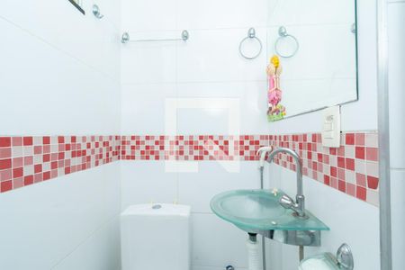 Casa à venda com 360m², 3 quartos e 3 vagas Casa à venda com 360m², 3 quartos e 3 vagasBanheiro Social