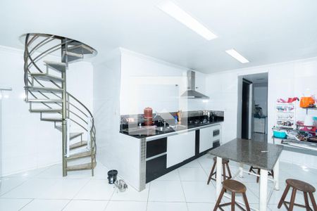 Casa à venda com 360m², 3 quartos e 3 vagas Casa à venda com 360m², 3 quartos e 3 vagasCozinha