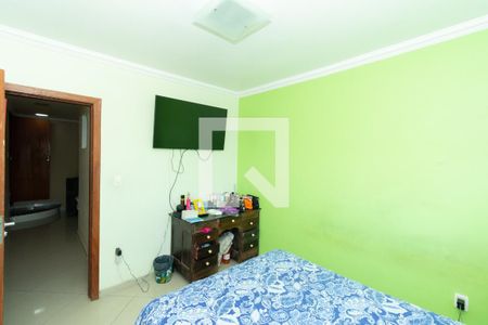 Casa à venda com 360m², 3 quartos e 3 vagas Casa à venda com 360m², 3 quartos e 3 vagasSuíte 2