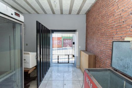 Casa à venda com 360m², 3 quartos e 3 vagas Casa à venda com 360m², 3 quartos e 3 vagasÁrea- Salão