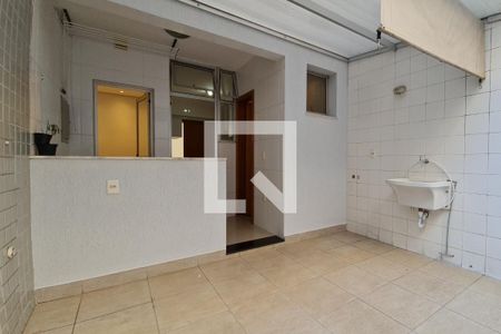 Apartamento à venda com 181m², 3 quartos e 2 vagasÁrea de serviço 