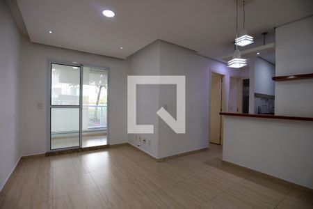 Sala  de apartamento para alugar com 2 quartos, 49m² em Jardim Santa Izabel, Cotia