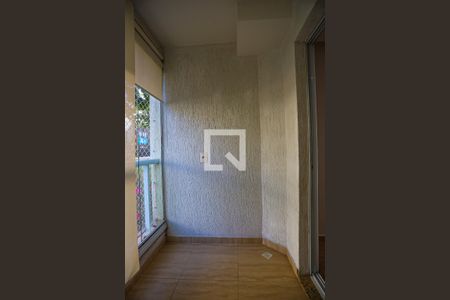 Sala - varanda de apartamento para alugar com 2 quartos, 49m² em Jardim Santa Izabel, Cotia