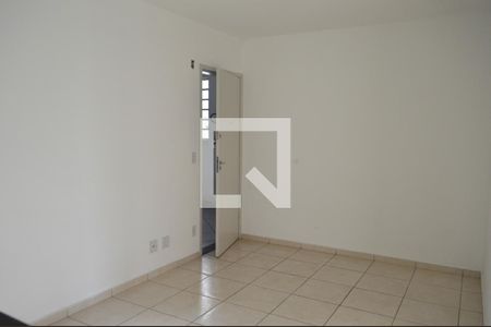 Sala de apartamento à venda com 2 quartos, 47m² em Cabral, Contagem
