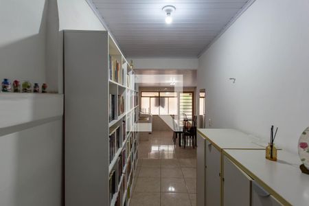 Casa para alugar com 500m², 6 quartos e 3 vagasCorredor