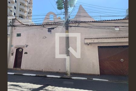 Casa para alugar com 492m², 3 quartos e 5 vagasFachada