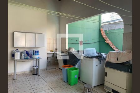 Casa para alugar com 492m², 3 quartos e 5 vagasLavanderia