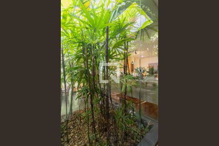 Casa à venda com 343m², 5 quartos e 4 vagasSala