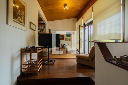 Casa à venda com 343m², 5 quartos e 4 vagasSala de TV