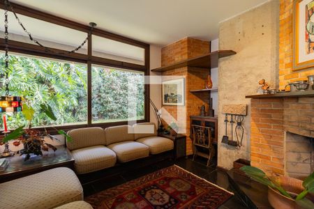 Sala de casa à venda com 5 quartos, 343m² em Jardim Leonor, São Paulo