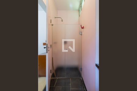 Casa à venda com 343m², 5 quartos e 4 vagasBanheiro da Suíte 4