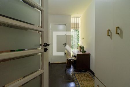 Casa à venda com 343m², 5 quartos e 4 vagasQuarto 4