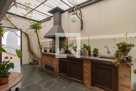 Casa à venda com 343m², 5 quartos e 4 vagasÁrea externa