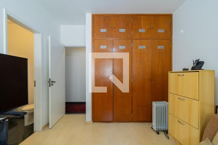 Casa à venda com 343m², 5 quartos e 4 vagasSuíte 3