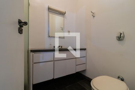 Casa à venda com 343m², 5 quartos e 4 vagasBanheiro da Suíte 3