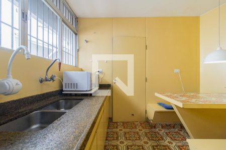 Casa à venda com 343m², 5 quartos e 4 vagasCozinha