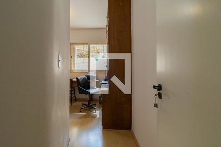 Casa à venda com 343m², 5 quartos e 4 vagasSuíte 4