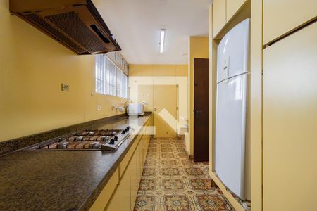 Casa à venda com 343m², 5 quartos e 4 vagasCozinha