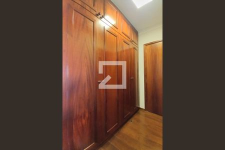 Detalhe do Corredor  de apartamento à venda com 5 quartos, 259m² em Cambuí, Campinas