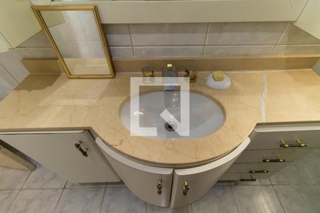 Apartamento à venda com 103m², 2 quartos e 1 vagaBanheiro