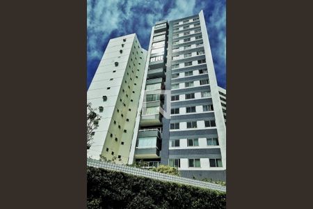 Fachada do Condomínio de apartamento para alugar com 3 quartos, 133m² em Itaigara, Salvador