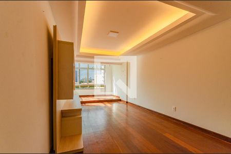 Apartamento para alugar com 133m², 3 quartos e 2 vagas Apartamento para alugar com 133m², 3 quartos e 2 vagasSala