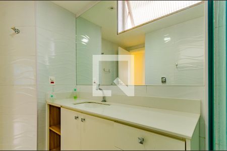 Apartamento para alugar com 133m², 3 quartos e 2 vagas Apartamento para alugar com 133m², 3 quartos e 2 vagasBanheiro da Suíte