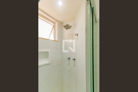 Apartamento para alugar com 133m², 3 quartos e 2 vagas Apartamento para alugar com 133m², 3 quartos e 2 vagasBanheiro Corredor