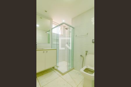 Apartamento para alugar com 133m², 3 quartos e 2 vagas Apartamento para alugar com 133m², 3 quartos e 2 vagasBanheiro Corredor