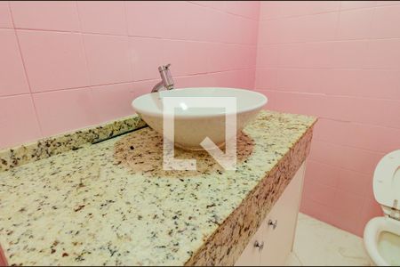 Apartamento para alugar com 133m², 3 quartos e 2 vagas Apartamento para alugar com 133m², 3 quartos e 2 vagasLavabo