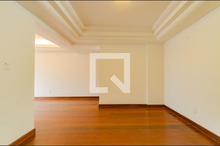 Apartamento para alugar com 133m², 3 quartos e 2 vagas Apartamento para alugar com 133m², 3 quartos e 2 vagasSala de Jantar