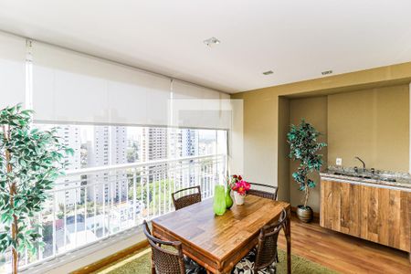Varanda de apartamento para alugar com 3 quartos, 135m² em Santo Amaro, São Paulo