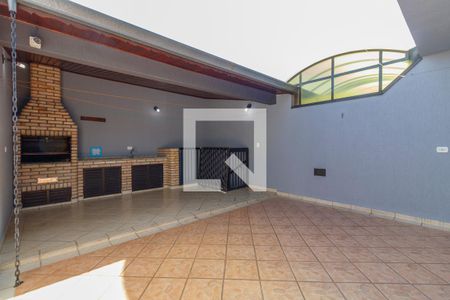 Casa à venda com 300m², 4 quartos e 4 vagasChurrasqueira