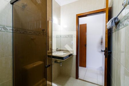 Casa à venda com 300m², 4 quartos e 4 vagasBanheiro da Suíte 3