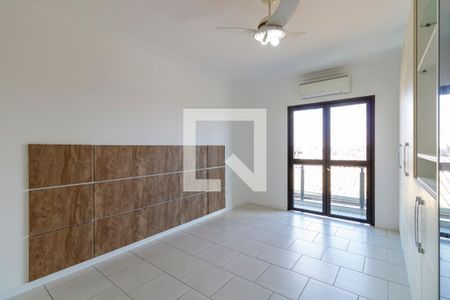Casa à venda com 300m², 4 quartos e 4 vagasQuarto 2 - Suíte
