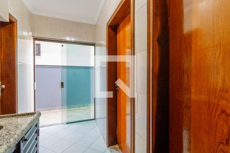 Casa à venda com 300m², 4 quartos e 4 vagasLavanderia