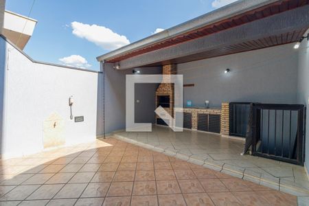 Casa à venda com 300m², 4 quartos e 4 vagasChurrasqueira
