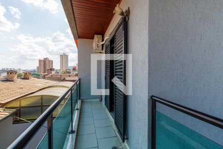 Casa à venda com 300m², 4 quartos e 4 vagasSacada quarto 2