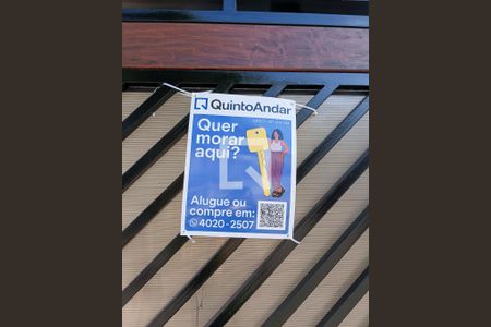 Casa à venda com 300m², 4 quartos e 4 vagasFachada