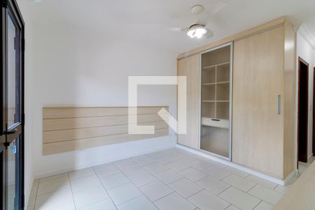 Casa à venda com 300m², 4 quartos e 4 vagasQuarto 3 - Suíte