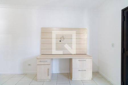 Casa à venda com 300m², 4 quartos e 4 vagasQuarto 3 - Armários