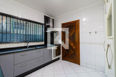 Casa à venda com 300m², 4 quartos e 4 vagasCozinha