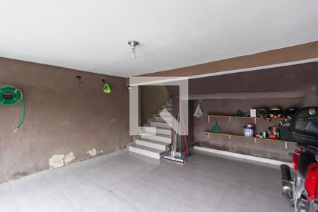 Casa à venda com 250m², 3 quartos e 2 vagas Casa à venda com 250m², 3 quartos e 2 vagasGaragem